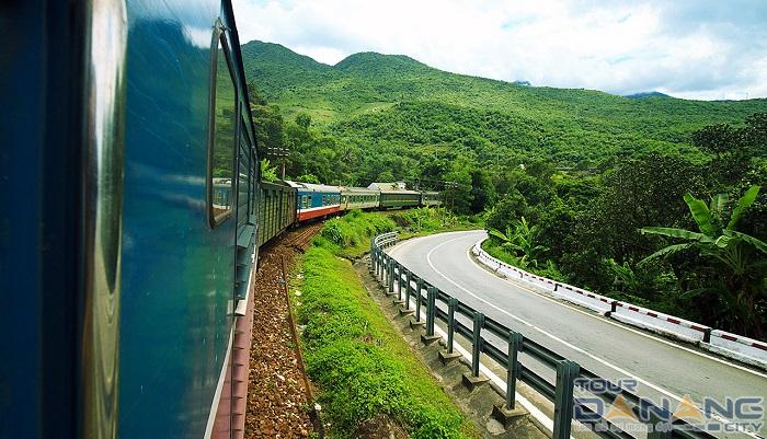 Đi Huế bằng tàu hỏa