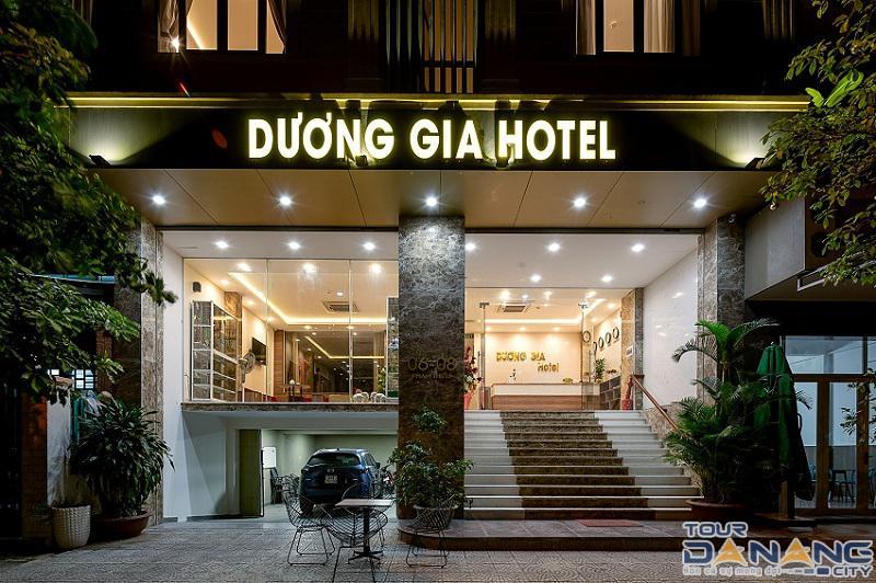 Đặt vé máy bay từ Buôn Ma Thuột đi Đà Nẵng lưu trú tại khách sạn nào?