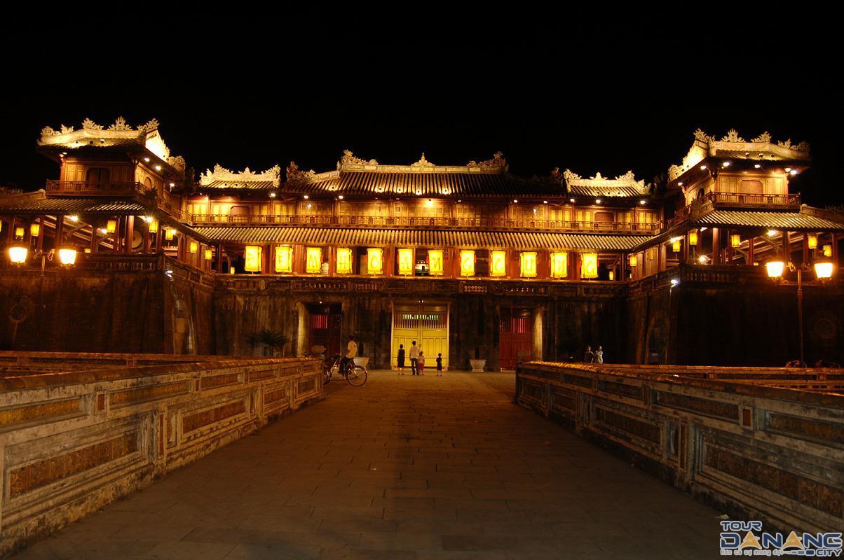 Du lịch Kinh Thành Huế  đệ nhất du lịch tại miền đất cố đô