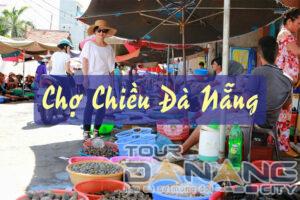 Chợ chiều hải sản Đà Nẵng nằm ở sâu trong đường