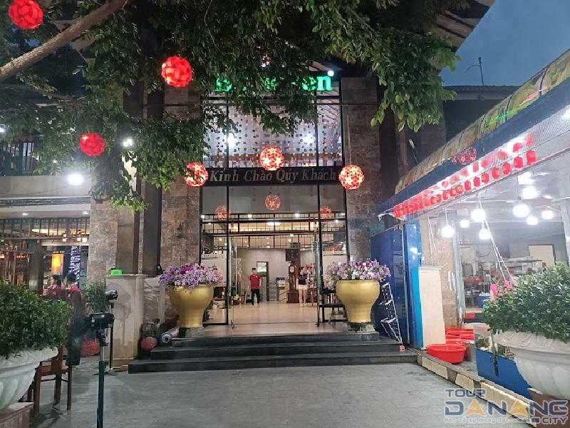 Nhà hàng hải sản Đà Nẵng 